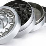 The Bulldog Amsterdam Grinder Metal 4 Parts